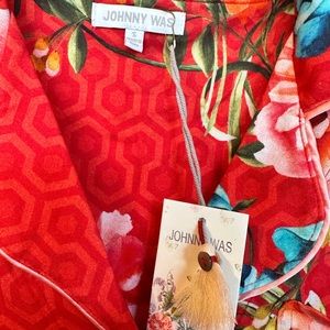 Johnny Was NWT in package! Only taken out to photograph.  Kubrick short set S